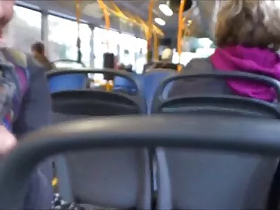 فيوليت ستار المراهقة الساخنة يقفز على الديك ويقوم بعمل سكس محارم مترجم مجاني ضربة