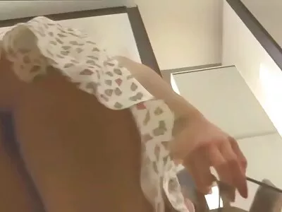 تم تسمير امرأة في نك محارم مترجم قميص أخضر