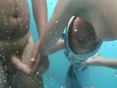 الفتاة الساخنة تخون صديقها سكس مساج مترجم محارم